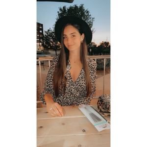 Meet your Posher, Nathalie